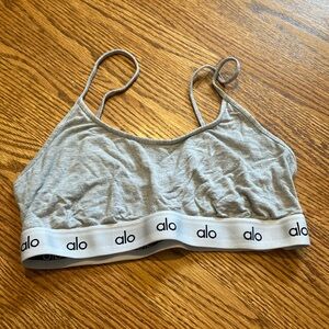 Alo teeshirt bra